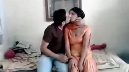 यह ब्राजीलियन इसे गधे सेक्सी फुल फिल्म में पसंद करता है