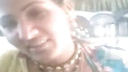 मोर्रिता हिंदी मूवी फुल सेक्स एक बड़ा लंड चूस रही थी