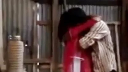 दो जोरदार पुरुषों हिंदी में सेक्सी वीडियो फुल मूवी के लिए तीन एकल बहनें