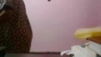 वह अपनी सेक्सी फुल फिल्म बेटी को चोदता है - रियल मैक्सिकन इंसेस्ट