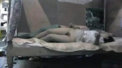 माँ भी उसकी चूत को हिंदी मूवी फुल सेक्स छूती है, यहाँ वेबकैम पर उसका वीडियो है