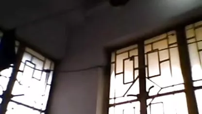 साठ के साथ और देखो कि वह हिंदी सेक्सी फिल्म फुल कैसे चुदाई करता है