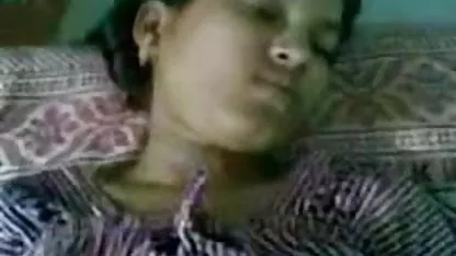 दो बहनों का एक लड़के से सेक्सी मूवी फुल हिंदी झगड़ा हुआ