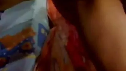 चीफ रोमी वर्षा ने खुद को अपने कर्मचारी पर फेंक हिंदी में फुल सेक्सी फिल्म दिया