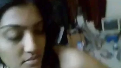 गोरा अपने पति को एक शानदार छेद में धोखा देता फुल सेक्स हिंदी फिल्म है