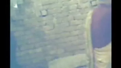 बिस्तर के नीचे छुप जाओ कि हॉलीवुड फुल सेक्स फिल्म मेरे पति अभी आये हैं !!