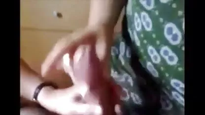 मिसेज एलिक्स लिंक्स अपने भतीजे सेक्सी मूवी फुल हड हिंदी मे को रखती है