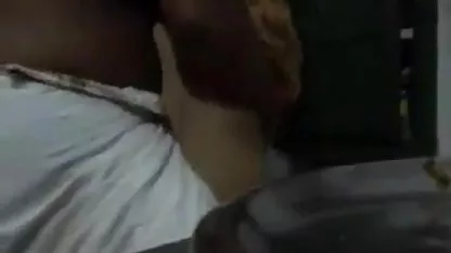 मेरी सेक्सी वीडियो फुल मूवी पत्नी घर का बना अश्लील वीडियो रिकॉर्ड करने पर जोर देती है