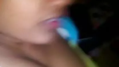 नाचने वाला भालू लड़कियों के सेक्सी फुल फिल्म सेक्सी एक समूह को चोदता है