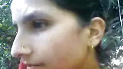 दादी जो खुद को सेक्सी वीडियो फुल फिल्म पूरी तरह से चोदने के लिए देती हैं