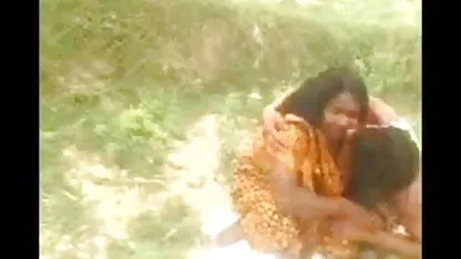 अवा एडम्स क्रिसमस पर सेक्सी मूवी फुल सेक्सी अपनी बेटी के प्रेमी को बहकाता है