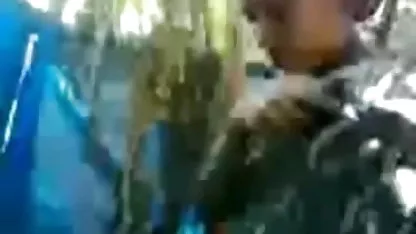 मेरी भाभी के साथ जाओ, जब वह मुझे देखती है तो अपने पैर खोल फुल सेक्स हिंदी फिल्म देती है।