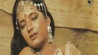 वेनेजुएला मैदान के बीच में एक स्पेनिश हिंदी में सेक्सी फुल मूवी अजनबी के साथ चुदाई करता है