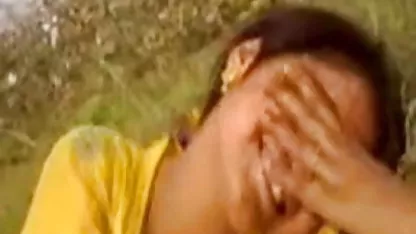 गोर्डिता अपने स्पेनिश सेक्सी फिल्म फुल सेक्सी प्रेमी के साथ चुदाई करती है ताकि वह उसे टीवी न देख सके