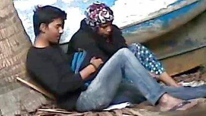 मेलनी जेन एक सेक्सी वीडियो फुल मूवी हिंदी अच्छे blowjob के साथ आराम करता है