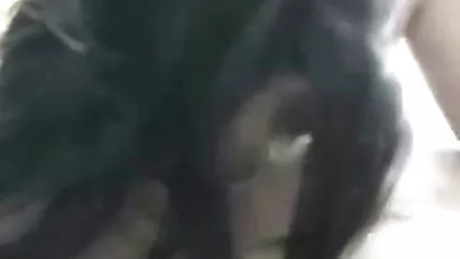 वह अपनी सौतेली माँ को चोदता है और वेबकैम पर उसकी गांड फुल सेक्सी वीडियो फिल्म को हिलाता है