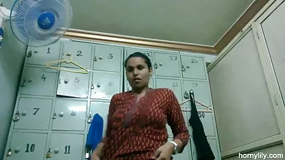 खराब सेल्समैन ने एक भेड़िये से चुदाई की सेक्सी मूवी फुल हिंदी