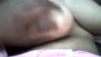 बेटी ने अपनी माँ फुल सेक्स हिंदी मूवी को प्रेमी का लंड चूसते हुए पकड़ा