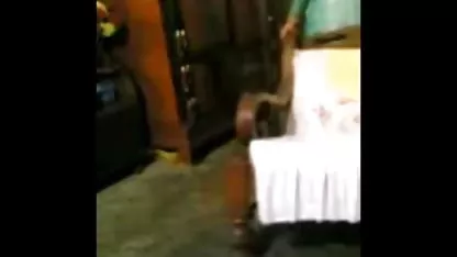 शरारती माँ उसके गधे के अंदर उसके बेटे सह देता है फुल हिंदी सेक्सी मूवी
