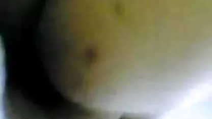 आज इसके हिंदी वीडियो फुल मूवी सेक्सी किरायेदारों को छूता है