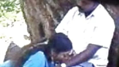 एक लड़के के साथ चुदाई जो फुल मूवी वीडियो में सेक्सी उसका बेटा हो सकता है
