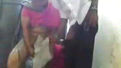 लाड़ प्यार से हिंदी सेक्सी फुल मूवी उसकी पत्नी को एक और आदमी कमबख्त गोली मारता है